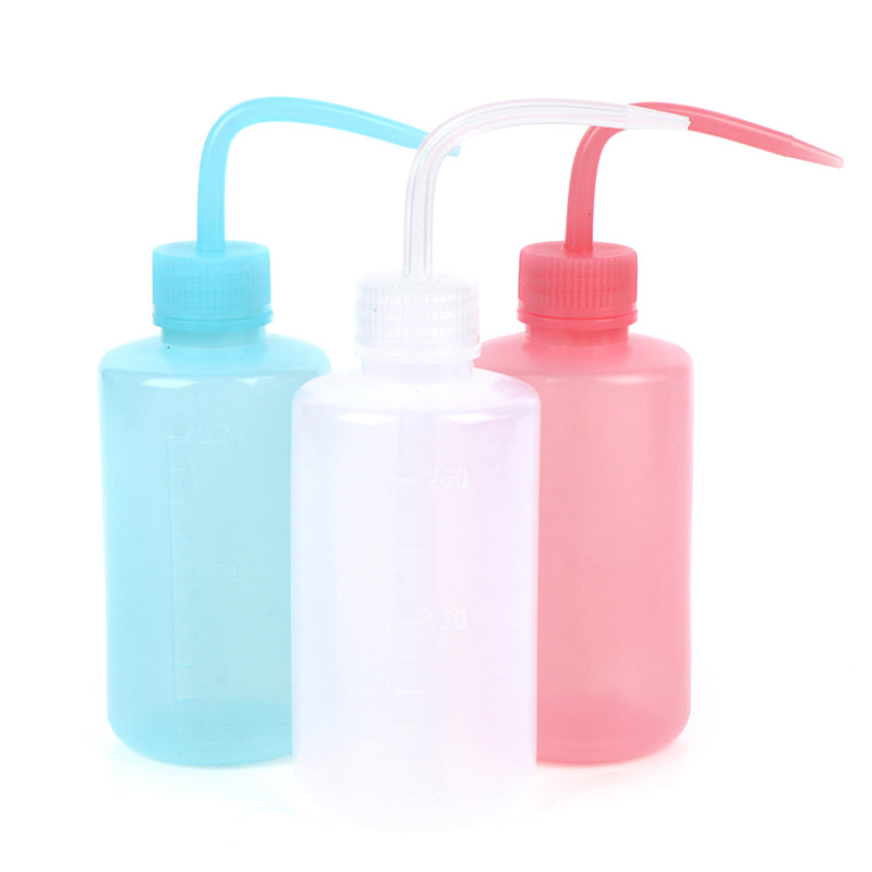 Lash rinse bottle